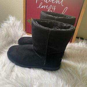 Makalu Women's Black Faux Fur Mid-Calf Winter Boots Size 9